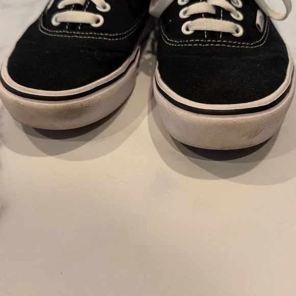 Women’s VANS Low Top Size 8 - Picture 3 of 8